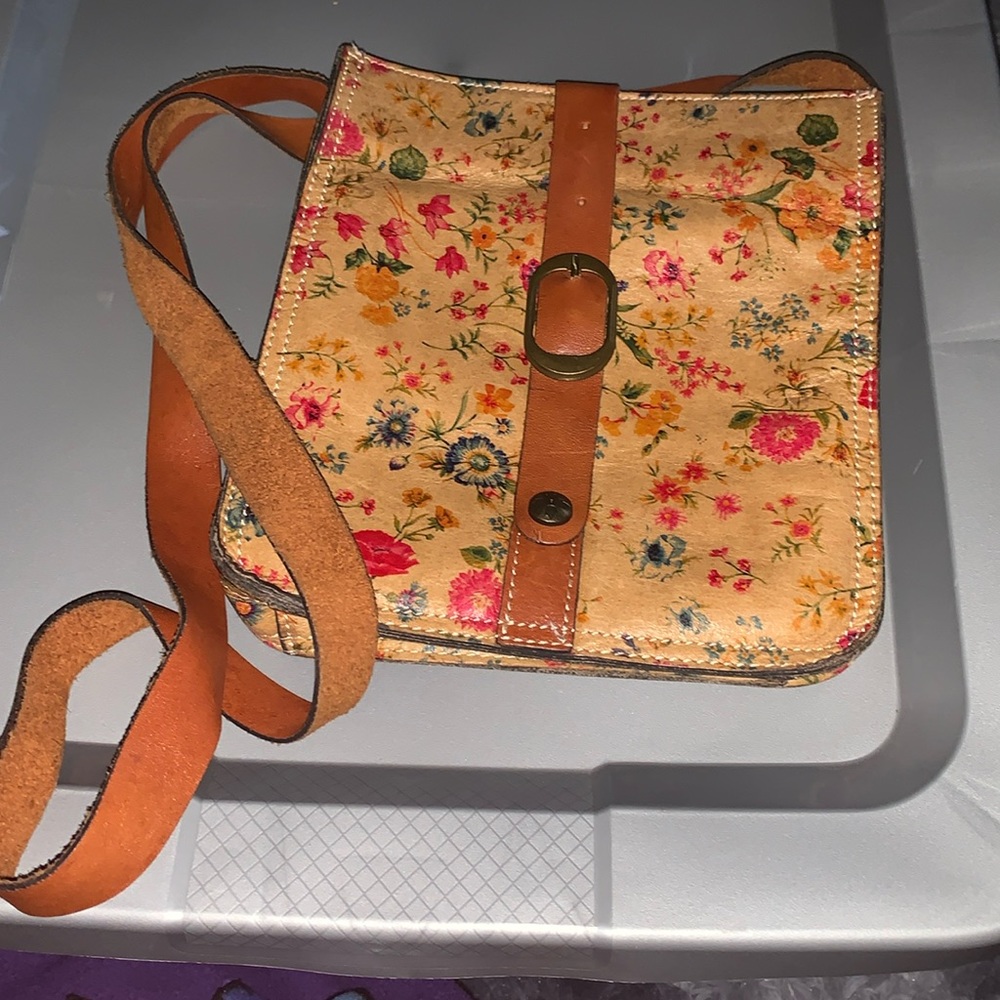 Ladies crossbody purse
